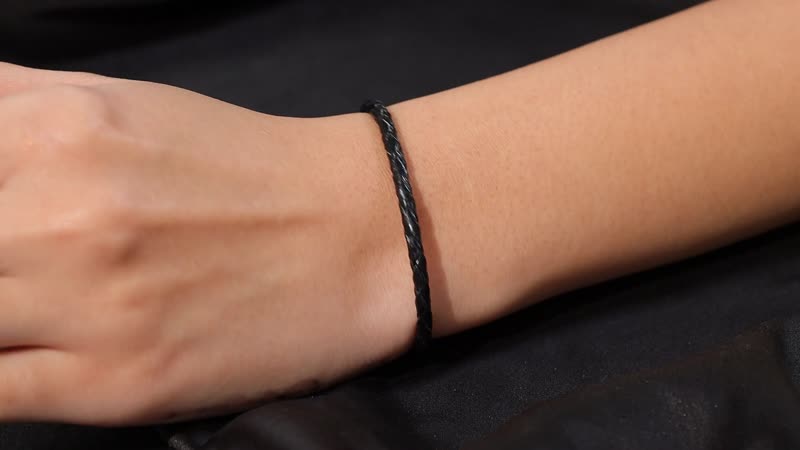 Brown Leather Cord Bracelet in Black Oxidized Sterling Silver (7.25 In)