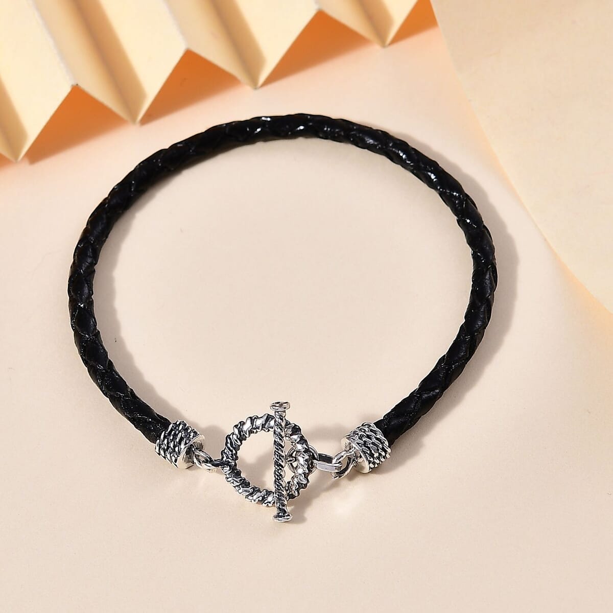 Brown Leather Cord Bracelet in Black Oxidized Sterling Silver (7.25 In) image number 1