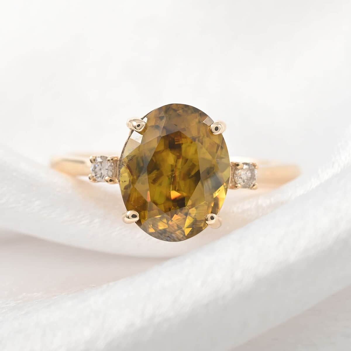 Luxoro AAA Sava Sphene and G-H I2 Diamond 3.20 ctw Ring in 10K Yellow Gold (Size 5.0) image number 1