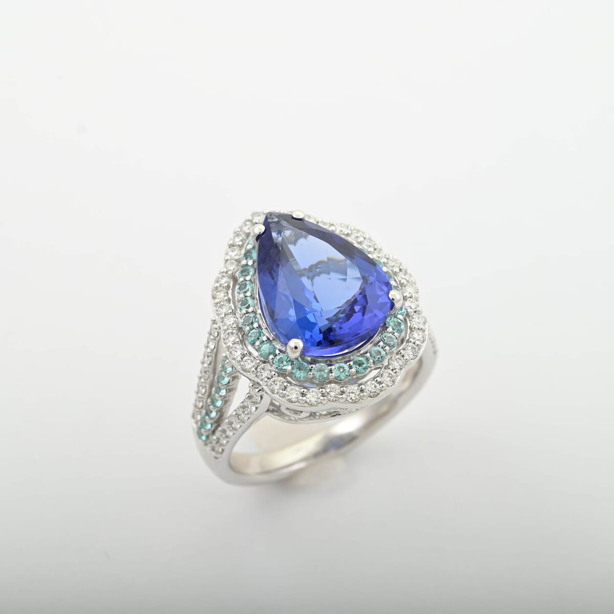 Certified & Appraised Rhapsody AAAA Tanzanite, Paraiba Tourmaline and E-F VS Diamond 6.73 ctw Ring in 950 Platinum (Size 6.0) 11.50 Grams image number 0