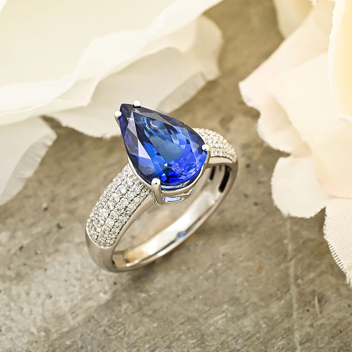 Certified & Appraised Rhapsody AAAA Tanzanite and E-F VS Diamond 4.80 ctw Ring in 950 Platinum (Size 7.0) 8.45 Grams image number 1
