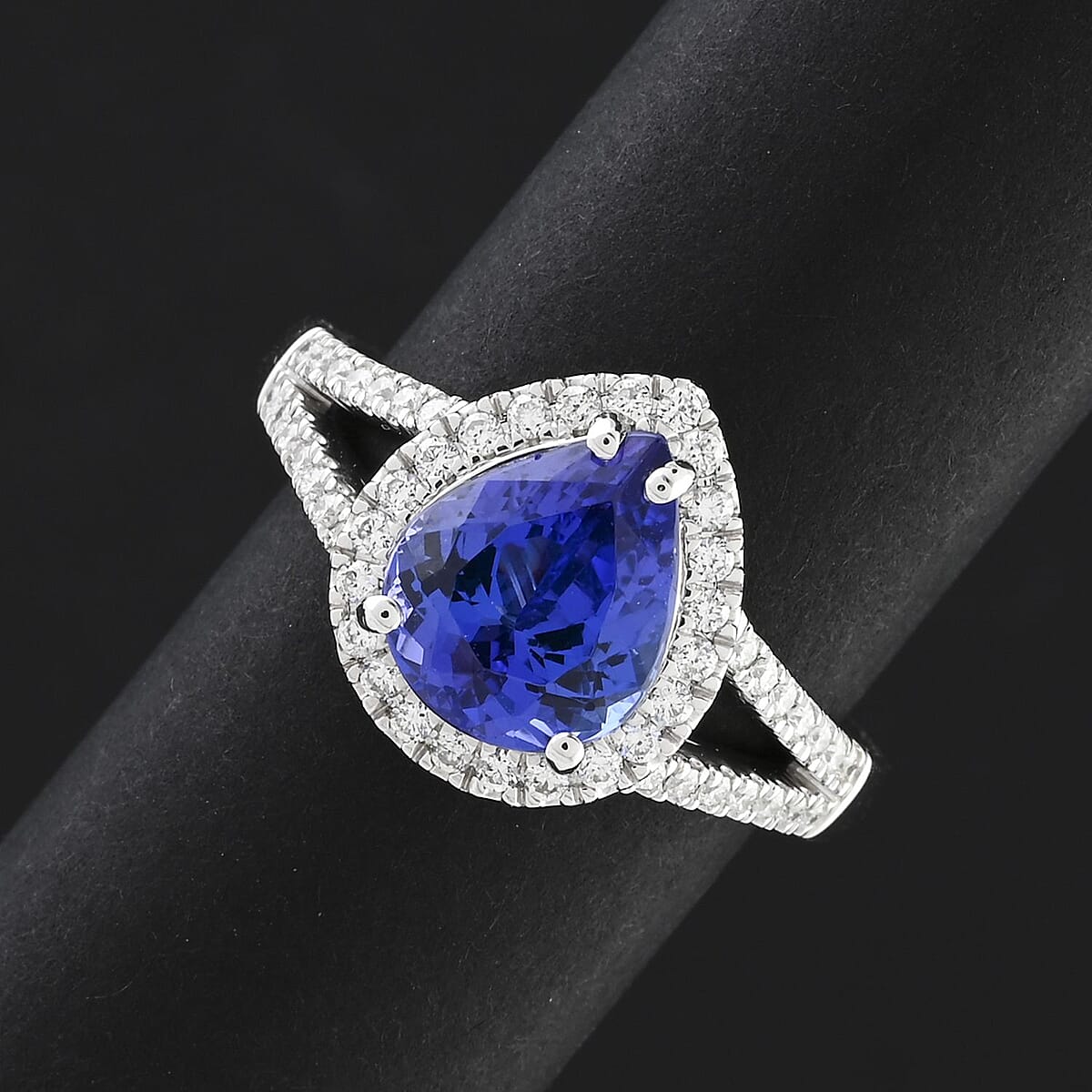 Certified & Appraised Rhapsody AAAA Tanzanite and E-F VS Diamond 3.10 ctw Ring in 950 Platinum (Size 7.0) 7.84 Grams image number 1