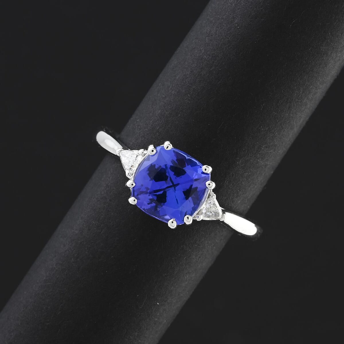 Certified & Appraised Rhapsody AAAA Tanzanite and E-F VS Diamond 2.60 ctw Ring in 950 Platinum (Size 9.0) 5.60 Grams image number 1