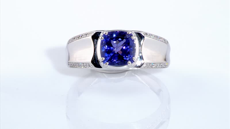 Certified & Appraised Rhapsody AAAA Tanzanite and E-F VS Diamond 3.25 ctw Ring in 950 Platinum 11.90 Grams