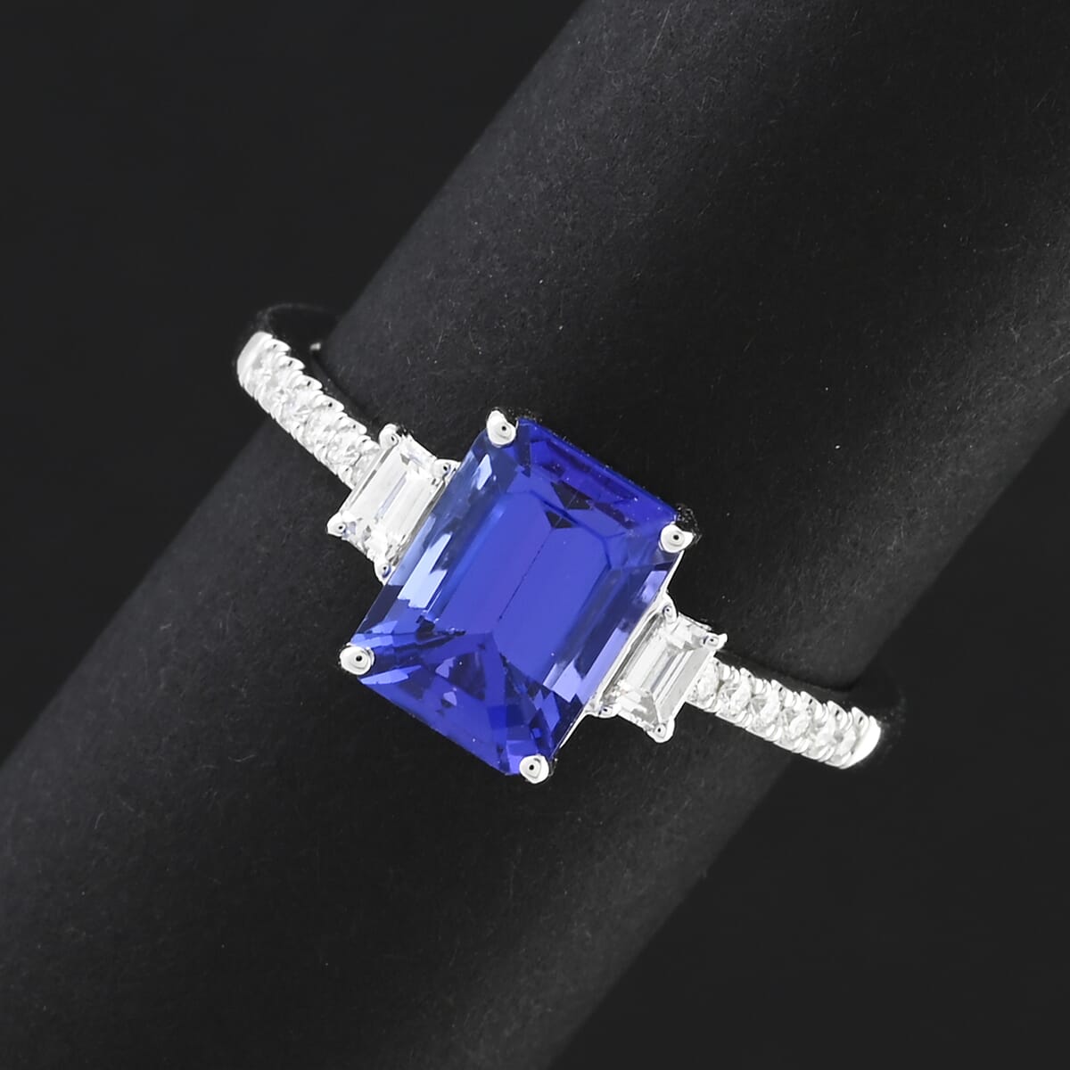 Certified & Appraised Rhapsody AAAA Tanzanite and E-F VS Diamond 2.05 ctw Ring in 950 Platinum (Size 10.0) 5.15 Grams image number 1