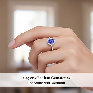 Certified & Appraised Rhapsody AAAA Tanzanite and E-F VS Diamond 2.25 ctw Ring in 950 Platinum (Size 8.0) 6.20 Grams