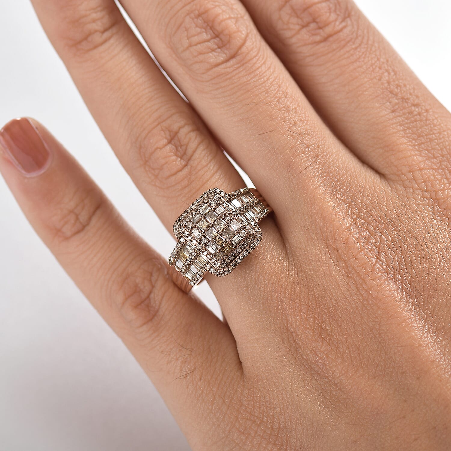Champagne Diamond / 7 - Product card gallery slide 3 (10177712554297)