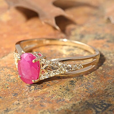 Certified & Appraised Luxoro AAA Mozambique Ruby and G-H I2 Diamond 1.50 ctw Ring in 14K Yellow Gold (Size 5.0)