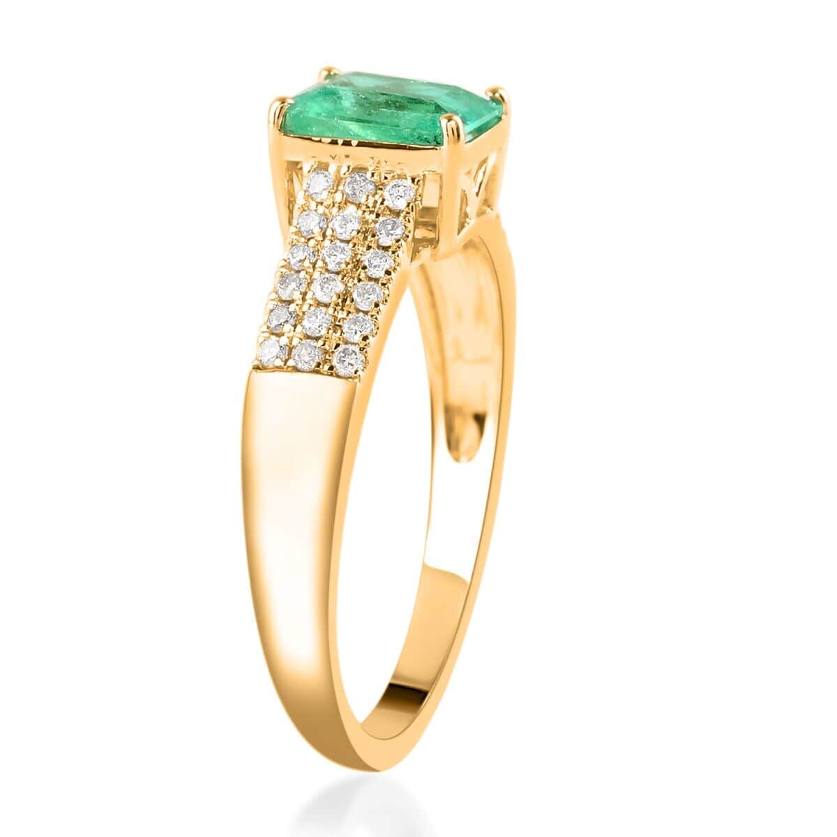 Certified Luxoro AAA Boyaca Colombian Emerald and G-H I2 Diamond 1.65 ctw Ring in 14K Yellow Gold (Size 7.5) image number 3