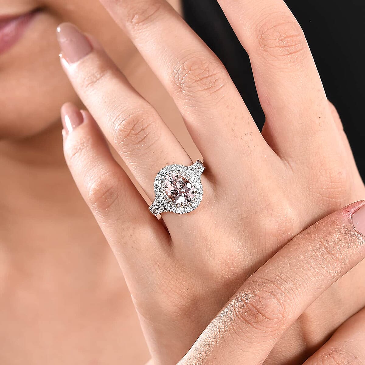 Certified & Appraised Luxoro AAA Palmeiras Pink Morganite and G-H I2 Diamond 2.50 ctw Double Halo Ring in 14K Rose Gold (Size 9.5) 4.41 Grams image number 2
