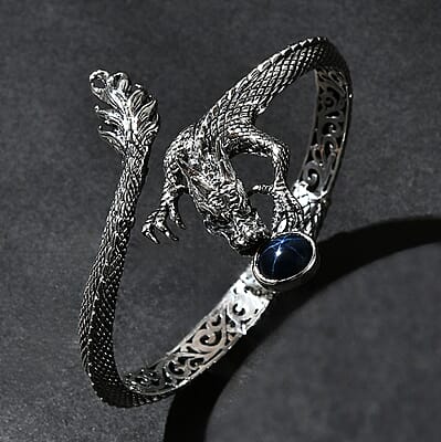 Bali Legacy Blue Star Sapphire (DF) 4.50 ctw Dragon Bangle Bracelet in Sterling Silver (7.25 In)