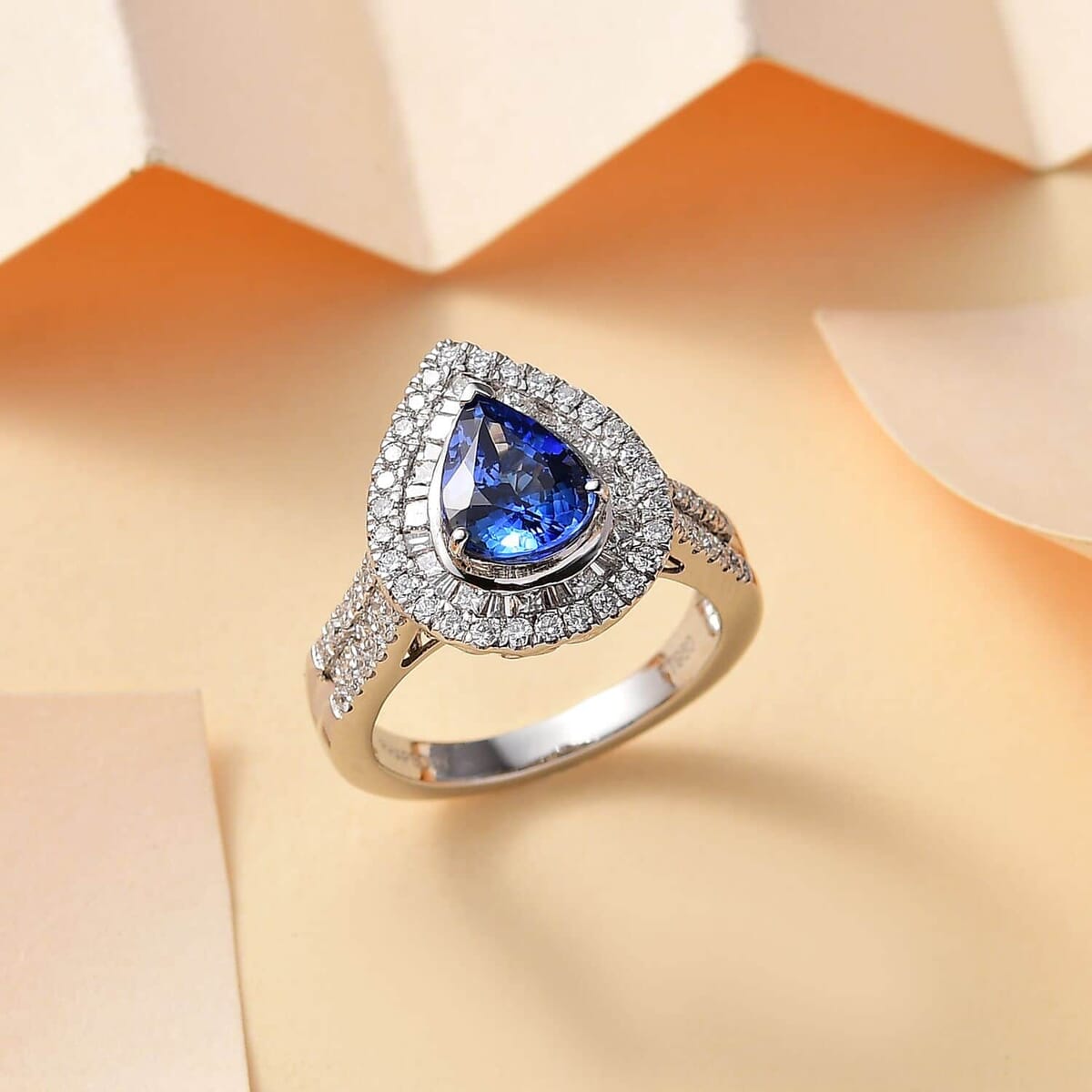 Certified & Appraised Rhapsody AAAA Ceylon Blue Sapphire and E-F VS2 Diamond 3.20 ctw Ring in 950 Platinum (Size 7.5) 8.50 Grams image number 1
