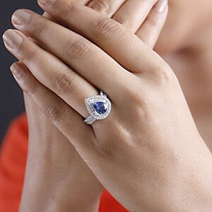 Certified & Appraised Rhapsody AAAA Ceylon Blue Sapphire and E-F VS2 Diamond 3.20 ctw Ring in 950 Platinum (Size 8.5) 8.50 Grams