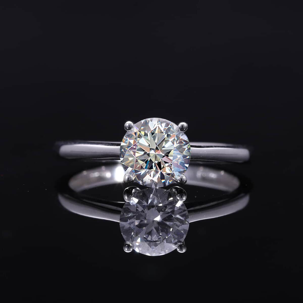 IGI Certified Luxuriant Lab Grown Diamond G, VS 2.00 ctw Solitaire Ring in 950 Platinum (Size 6.0) 4.25 Grams image number 1