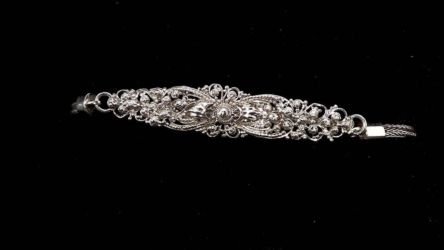 Bali Legacy Toggle Clasp Bracelet in Sterling Silver 10.6 Grams (6.50-8.0In)