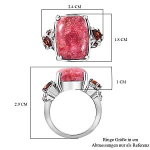 Thulite and Mozambique Garnet 13.30 ctw Ring in Goldtone (Size 10)