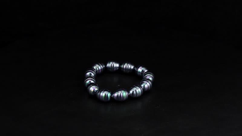 Peacock Color Shell Pearl Stretch Bracelet