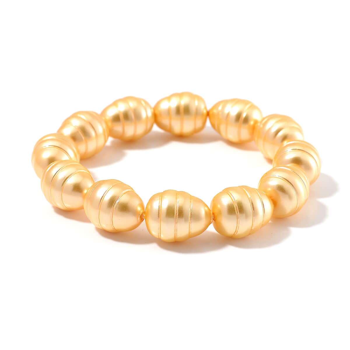 Golden Color Shell Pearl Stretch Bracelet image number 0