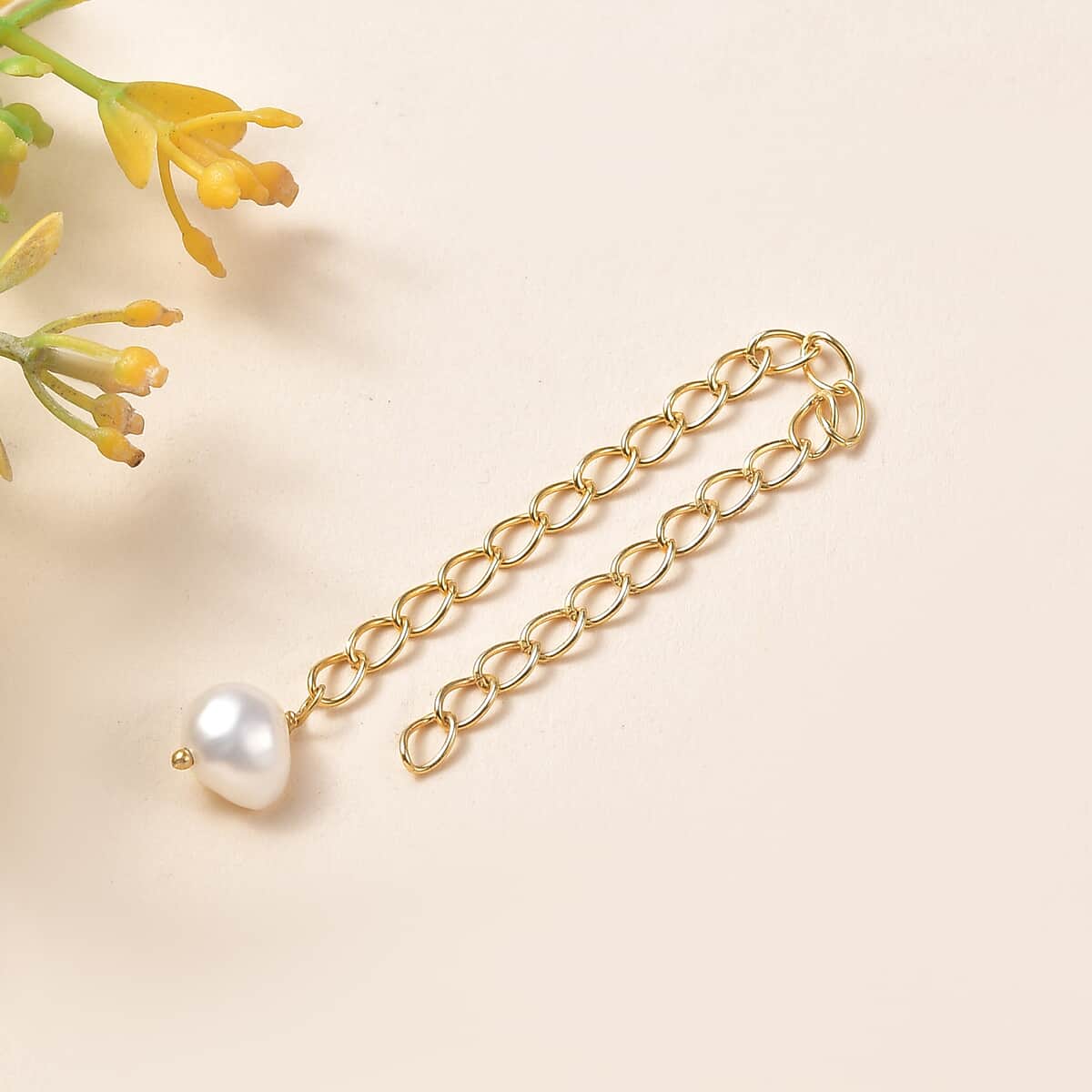 Freshwater Pearl Pendant in 18K Vermeil Yellow Gold Over Sterling Silver image number 1