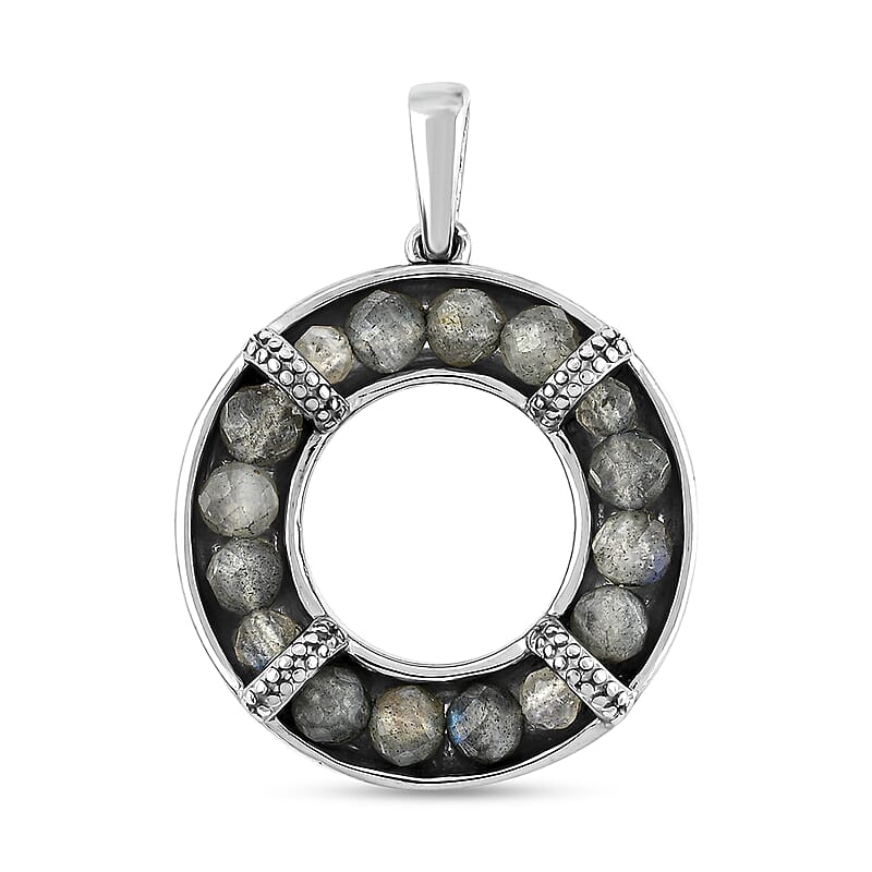 Malagasy Labradorite 7.10 ctw Circle Pendant without Chain in Stainless Steel
