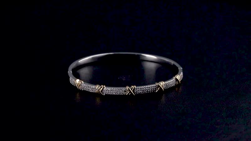 Doorbuster Simulated Diamond Bangle Bracelet in Dualtone (7.50 In) 10.00 ctw