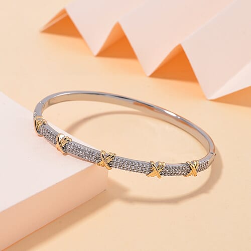 Simulated Diamond - Product card gallery slide 2 (9432429330687)