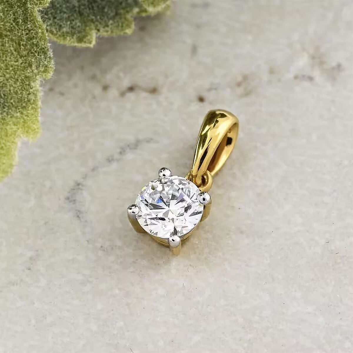 Luxuriant Lab Grown Diamond G-H SI 0.50 ctw Solitaire Pendant without Chain in 18K Vermeil Yellow Gold Over Sterling Silver image number 8