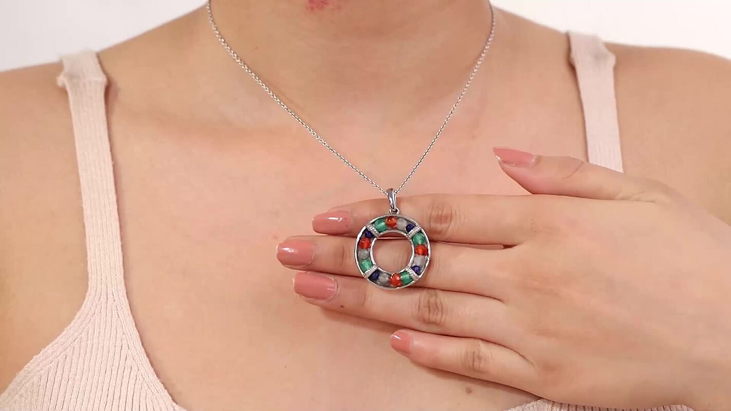 Malagasy Labradorite Circle Pendant in Stainless Steel 7.10 ctw
