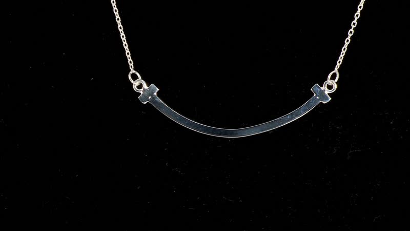 Smile Bar Necklace in Sterling Silver 2.65 Grams 20 Inches