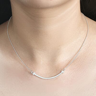 Smile Bar Necklace in Sterling Silver 2.65 Grams 20 Inches