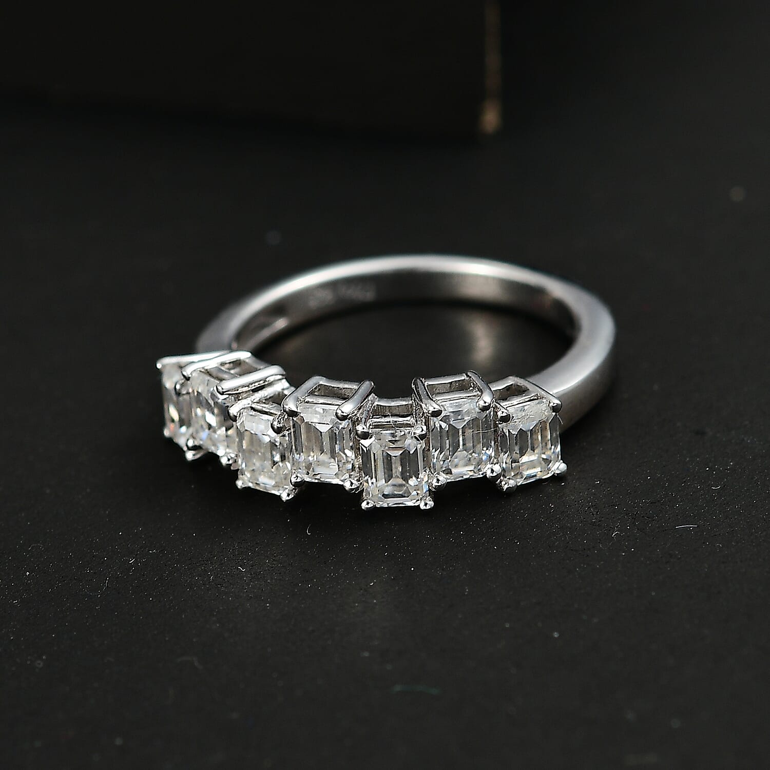 10 - Product card gallery slide 3 (9432427954431)