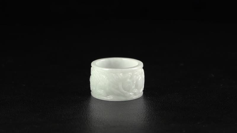 White Jade Dragon Carved Ring 32.00 ctw