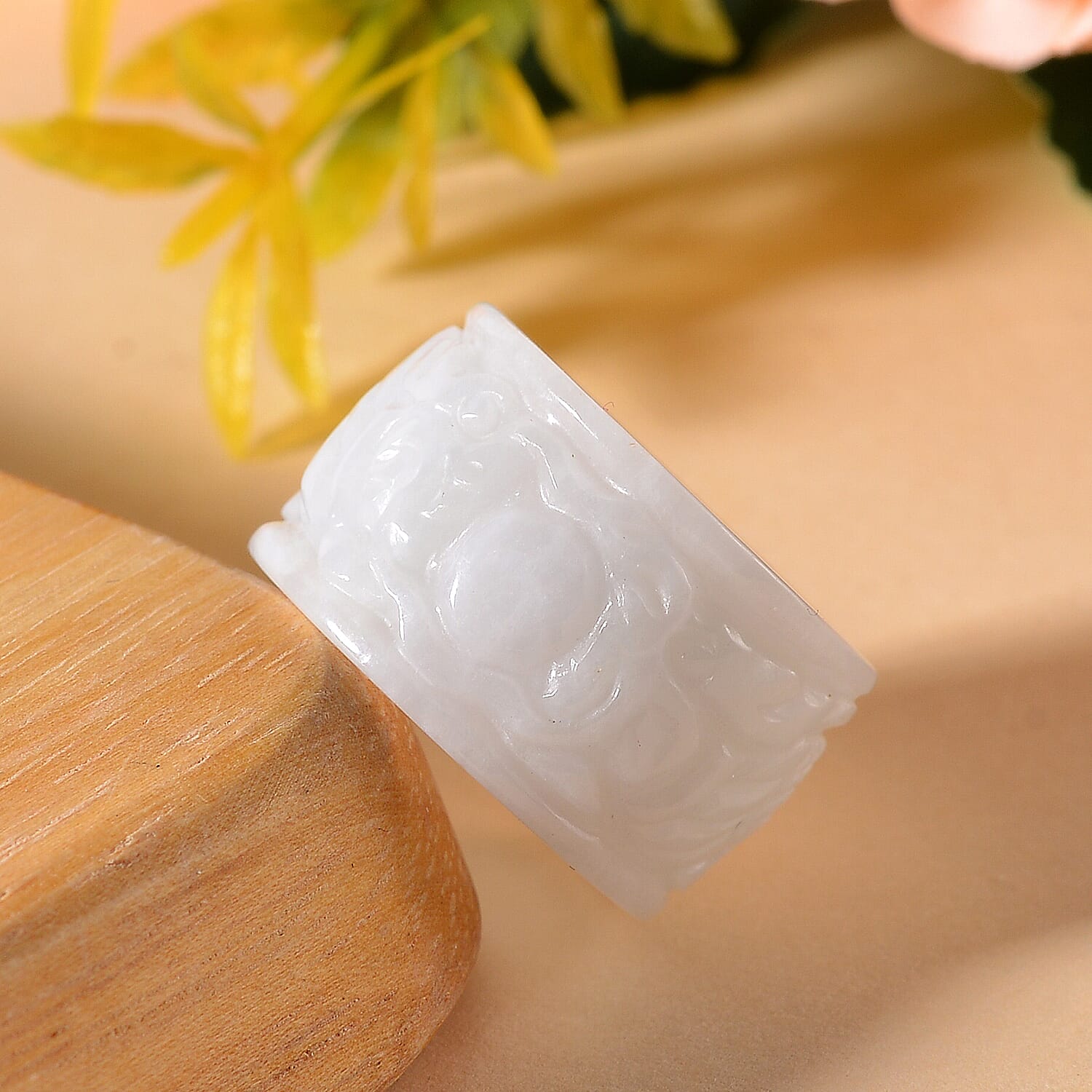 Natural Jade 32.00 ctw Carved Dragon Band Ring (Size 10.0)