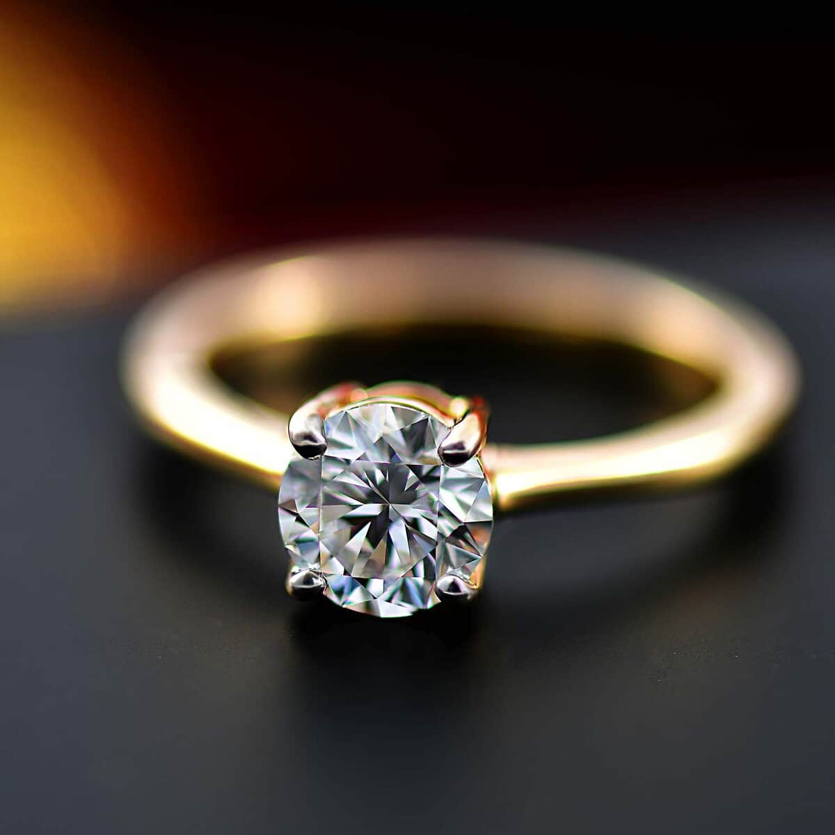 IGI Certified Luxuriant Lab Grown Diamond E-F VS 1.00 ctw Solitaire Ring in 10K Yellow Gold (Size 5.0) (Del. in 10-15 Days) image number 1