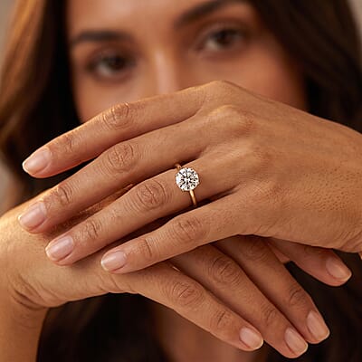IGI Certified Luxuriant Lab Grown Diamond E-F VS 2.00 ctw Solitaire Ring in 14K Yellow Gold (Size 10.0)