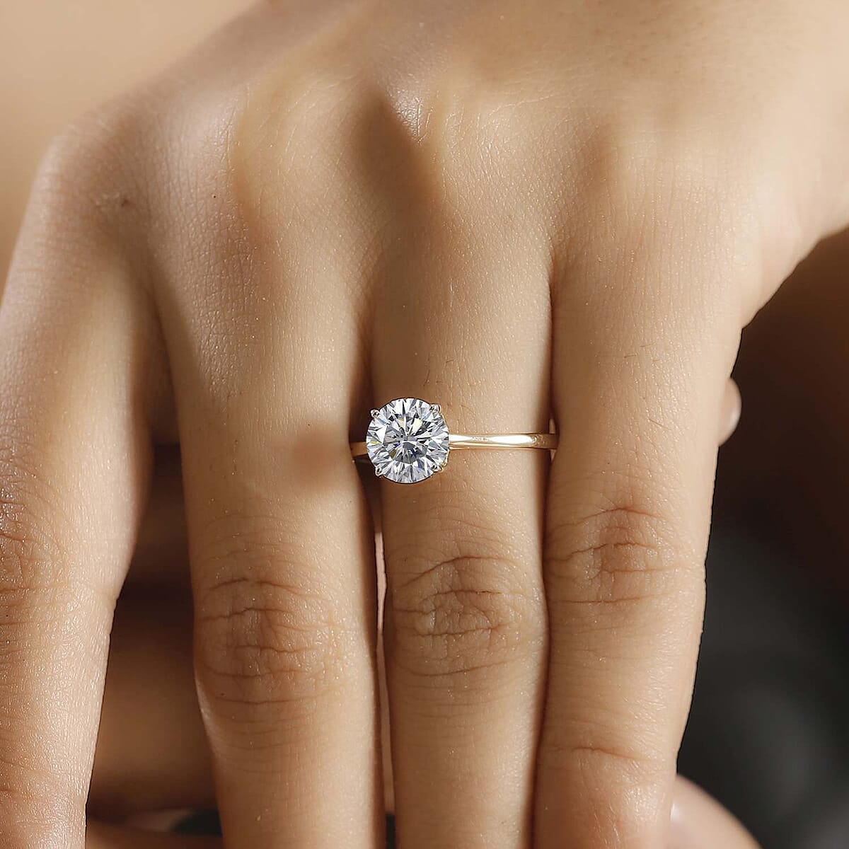 IGI Certified 14K Yellow Gold Luxuriant Lab Grown Diamond (E-F, VS) Solitaire Ring (Size 10.0) (Del. in 10-15 Days) 2.00 ctw image number 2