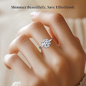 IGI Certified 14K White Gold Luxuriant Lab Grown Diamond (E-F, VS) Solitaire Ring (Size 10.0) (Del. in 10-15 Days) 3.00 ctw