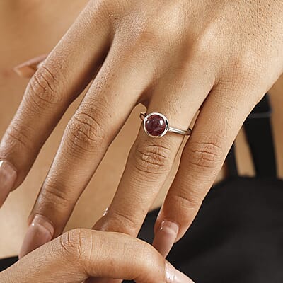 Niassa Ruby (FF) 3.65 ctw Solitaire Ring in Rhodium Over Sterling Silver (Size 10.0)