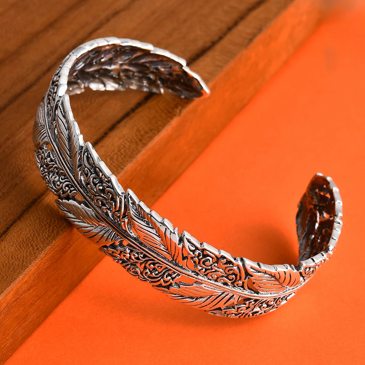 Bali Legacy Feather Cuff Bracelet in Sterling Silver (7.25 In) 27 Grams image number 1