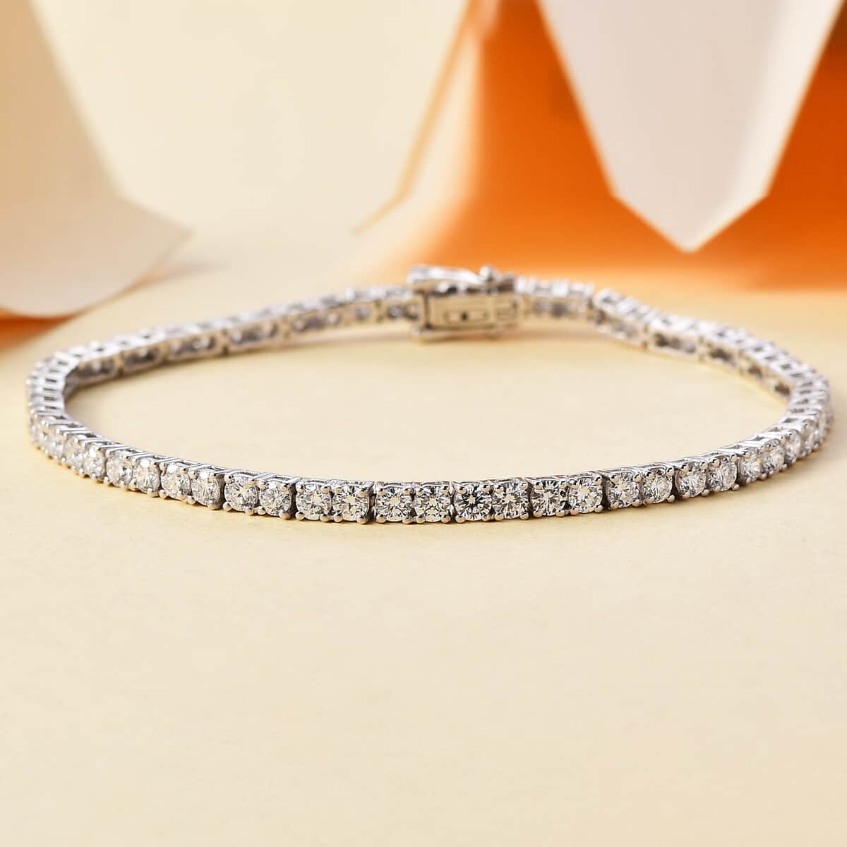 Luxuriant Lab Grown Diamond E-F VS 5.00 ctw Tennis Bracelet in 10K White Gold (6.50 In) (Del. in 10-15 Days) image number 1