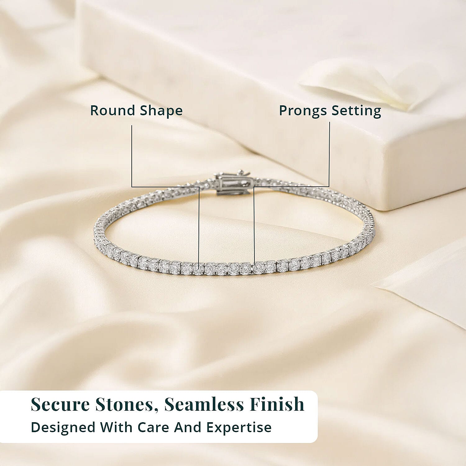 Luxuriant Lab Grown Diamond E-F VS 5.00 ctw Tennis Bracelet in 10K White Gold (6.50 In) (Del. in 10-15 Days)