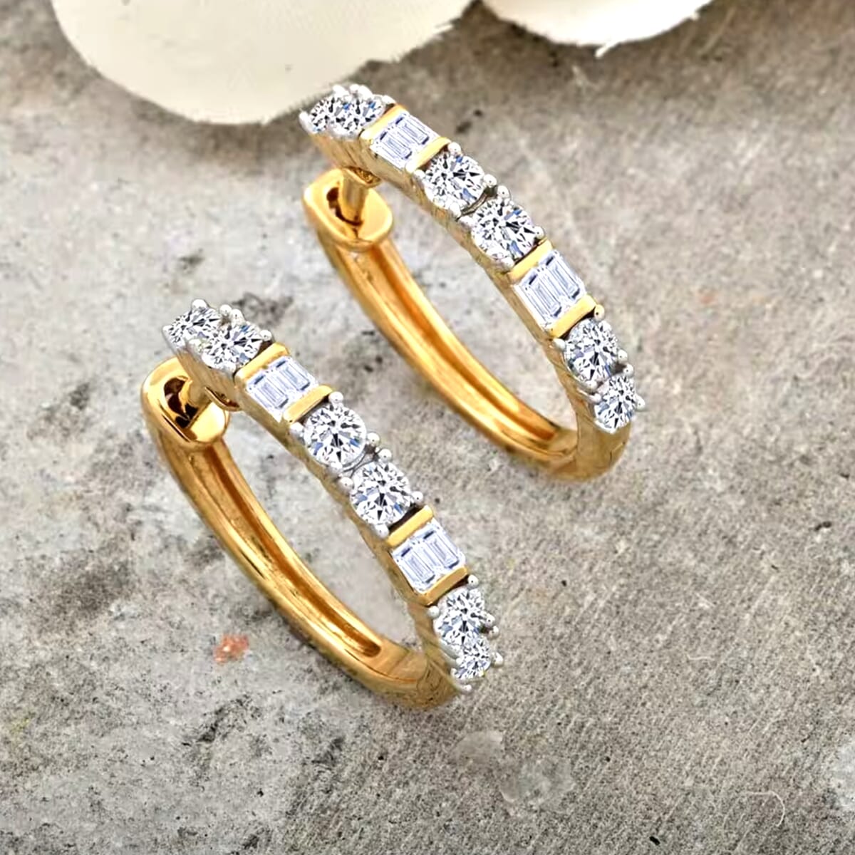 Luxuriant Lab Grown Diamond G SI 1.00 ctw Hoop Earrings in 14K Yellow Gold Over Sterling Silver image number 7