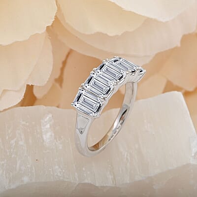 Luxuriant Lab Grown Diamond 3.10 ctw Ring in 14K White Gold (Size 10.0)