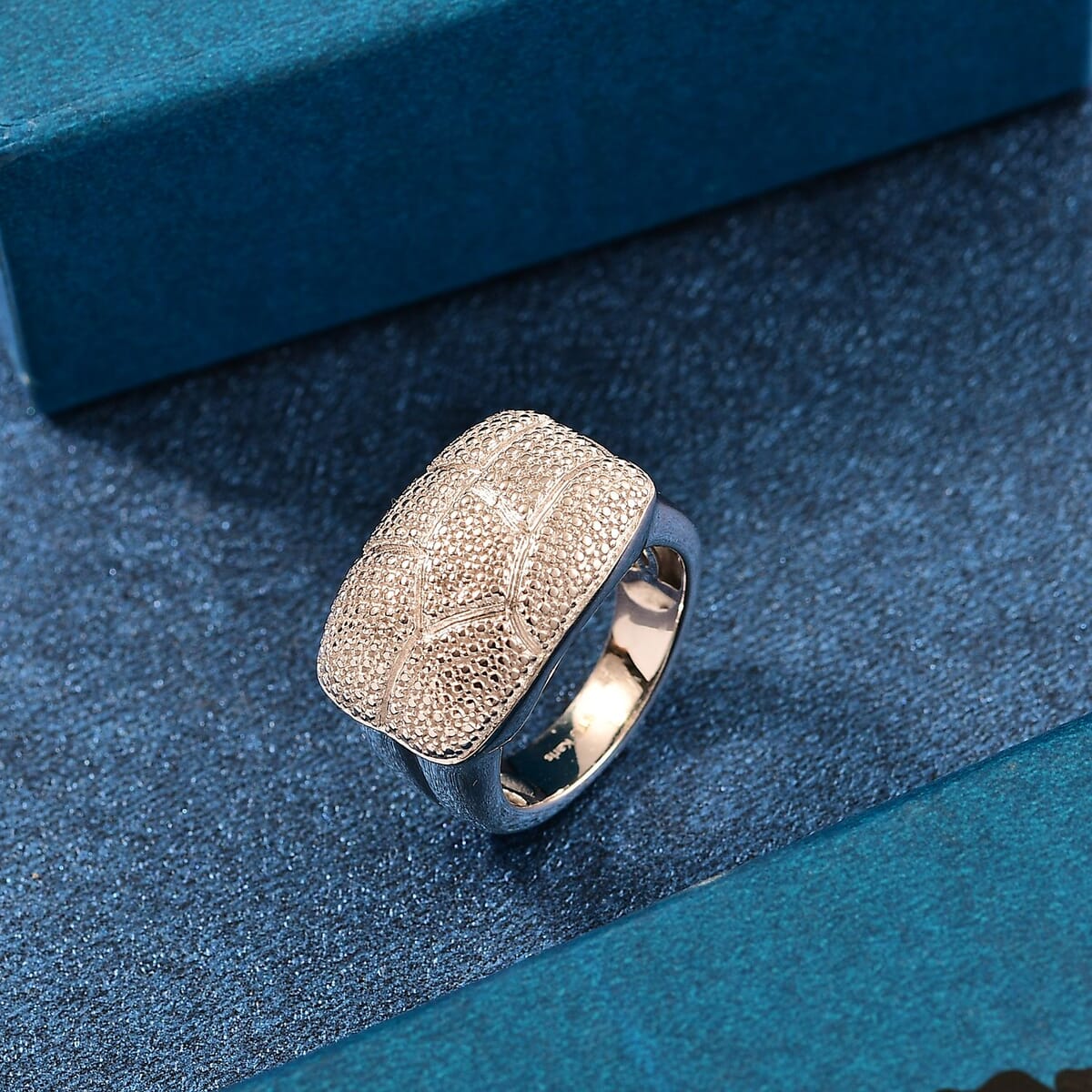 Karis Diamond Accent Fancy Ring in Platinum Bond (Size 7.0) image number 1