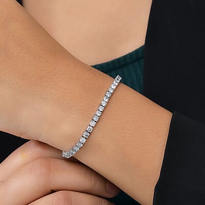 Luxuriant Lab Grown Diamond E-F VS 6.40 ctw Tennis Bracelet in 14K White Gold (6.50 In) 8.30 Grams