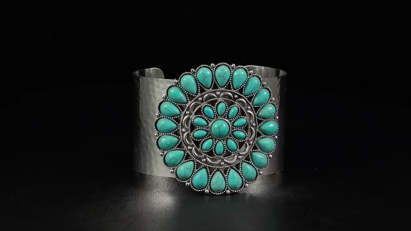 Doorbuster Blue Howlite Bangle Bracelet in Silvertone (7.50 In) 12.00 ctw