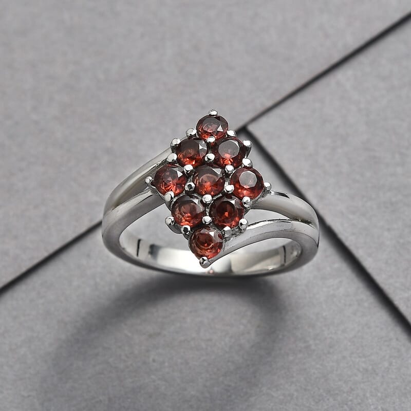 Mozambique Garnet 1.30 ctw Ring in Stainless Steel (Size 10.0) 