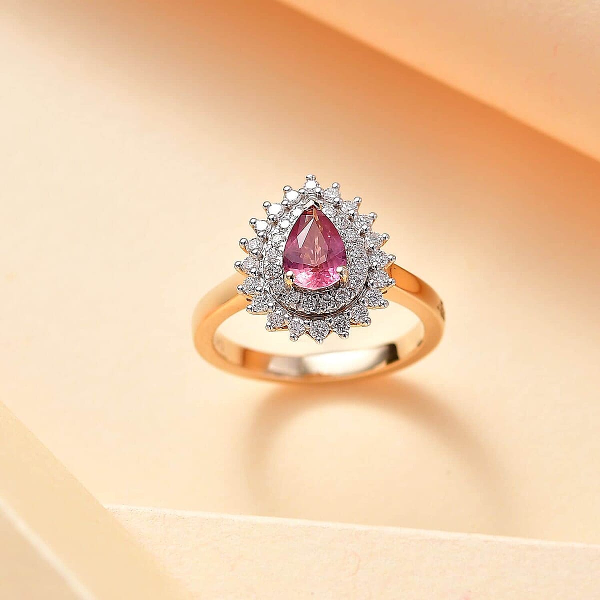 Certified & Appraised Luxoro AAA Padparadscha Sapphire and G-H I2 Diamond 1.25 ctw Ring in 14K Yellow Gold (Size 5.5) image number 1
