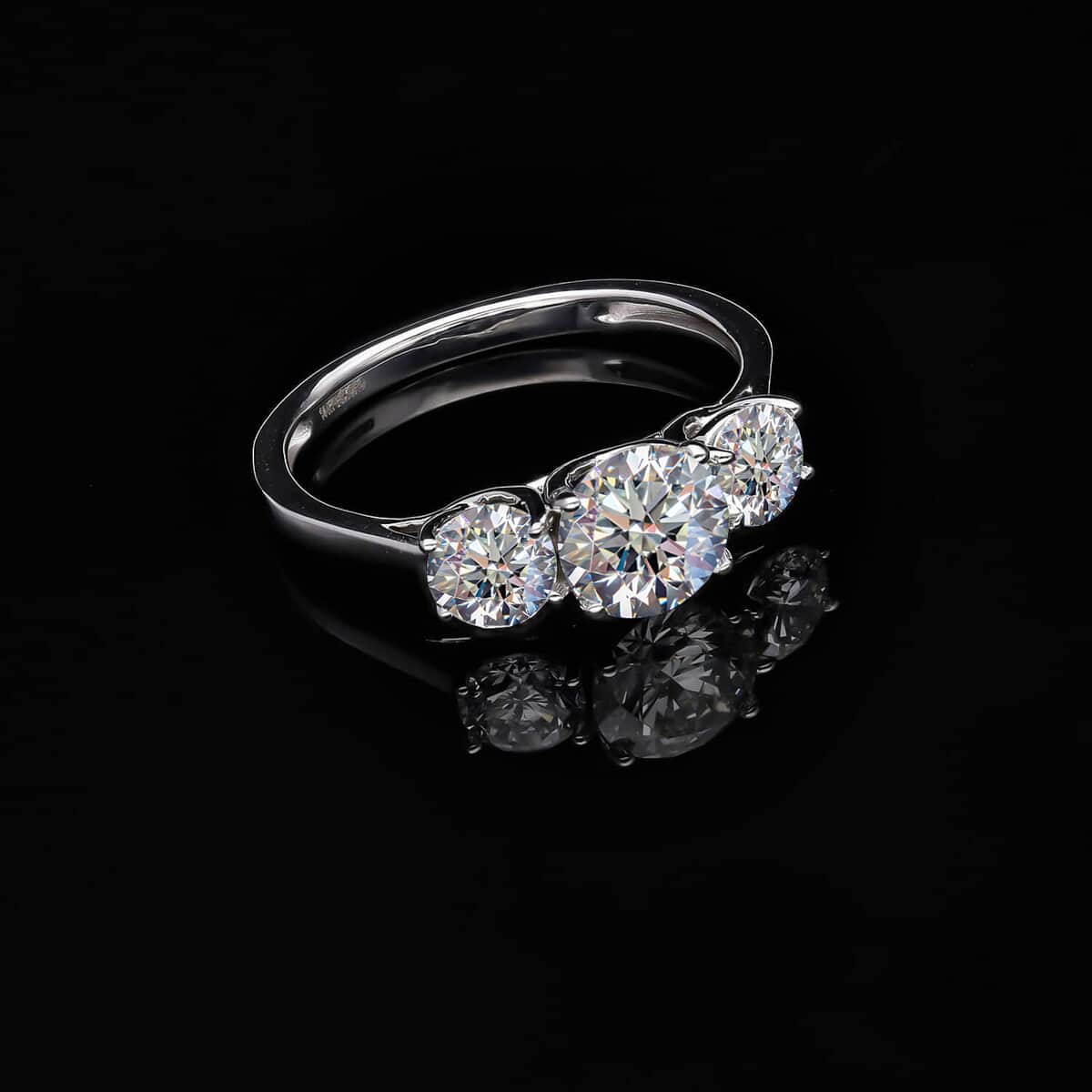 Luxuriant Lab Grown Diamond SI 1.50 ctw Trilogy Ring in 14K White Gold (Size 10.0) image number 1