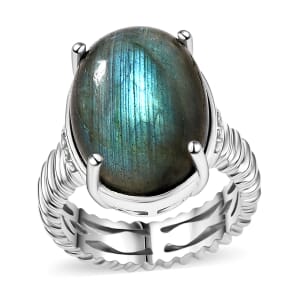 Karis Malagasy Labradorite 14.25 ctw Solitaire Ring in Platinum Bond (Size 5.0)